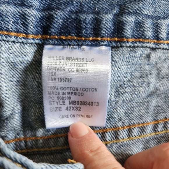 CINCH STRAIGHT LEG 5 POCKET DENIM LIGHT WASH JEANS - Picture 7 of 7